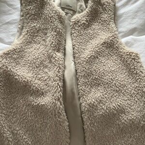 Wilfred Cream Fluffy Vest